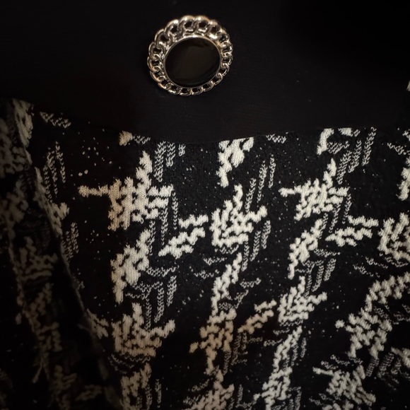 Joseph Ribkoff Black and White dress. - Picture 5 of 7